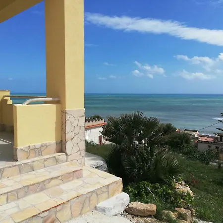 Fiorella Nyaraló Sciacca